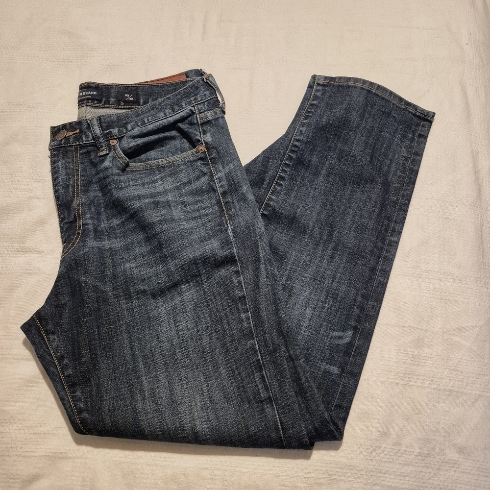 Lucky Brand men's size 33 x 30 410 Athletic Slim jeans stretch minimal fade VGUC